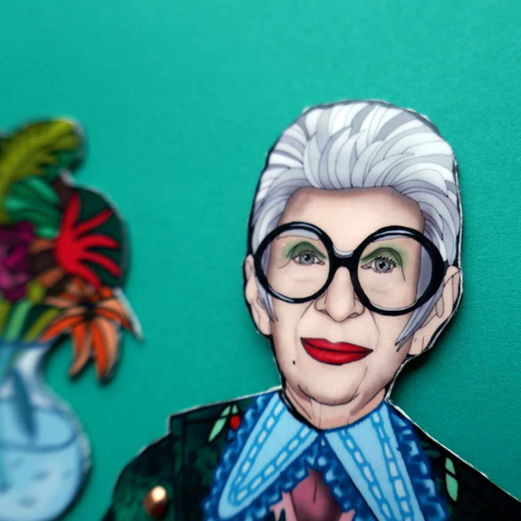 Fashion Icon Interactive Doll + Magnet Set: Art-Themed Refrigerator Magnets
