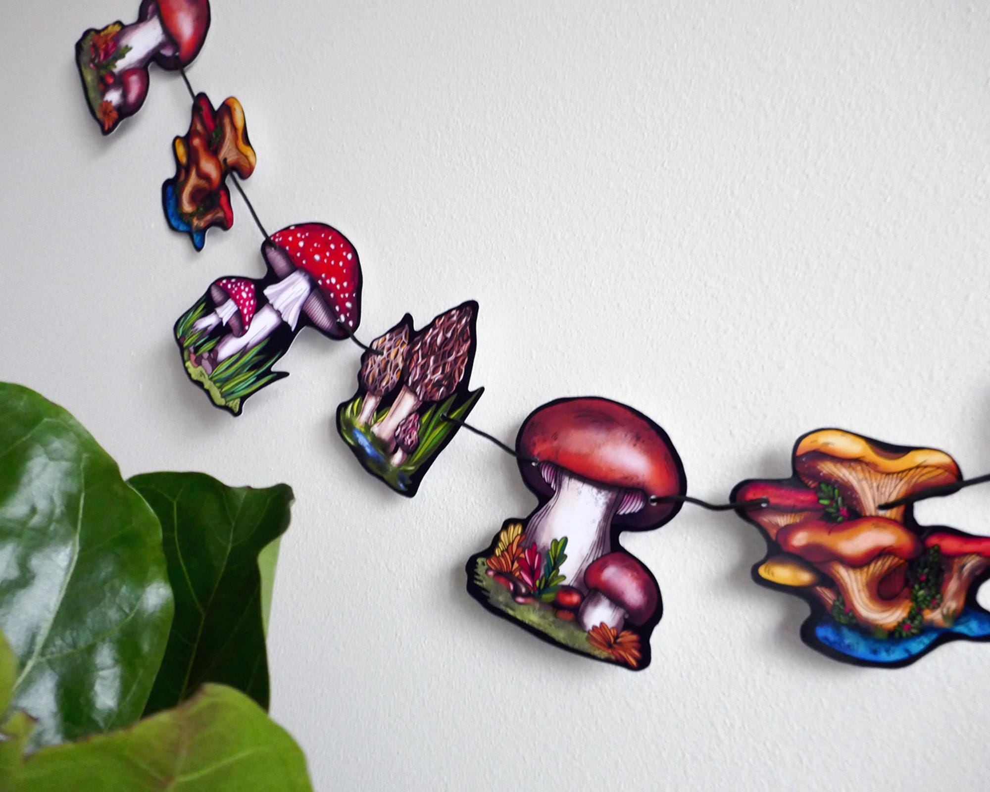 Mushroom Trail Garland: Enchanted Forest Party Decor