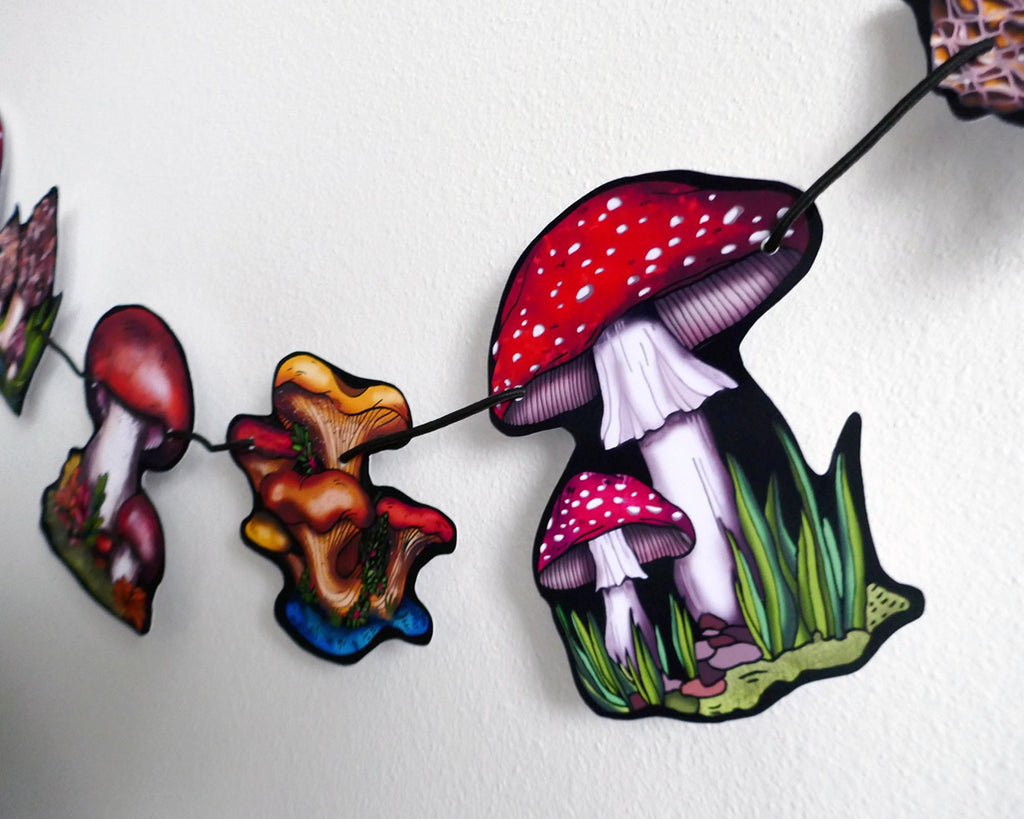 Mushroom Trail Garland: Enchanted Forest Party Decor